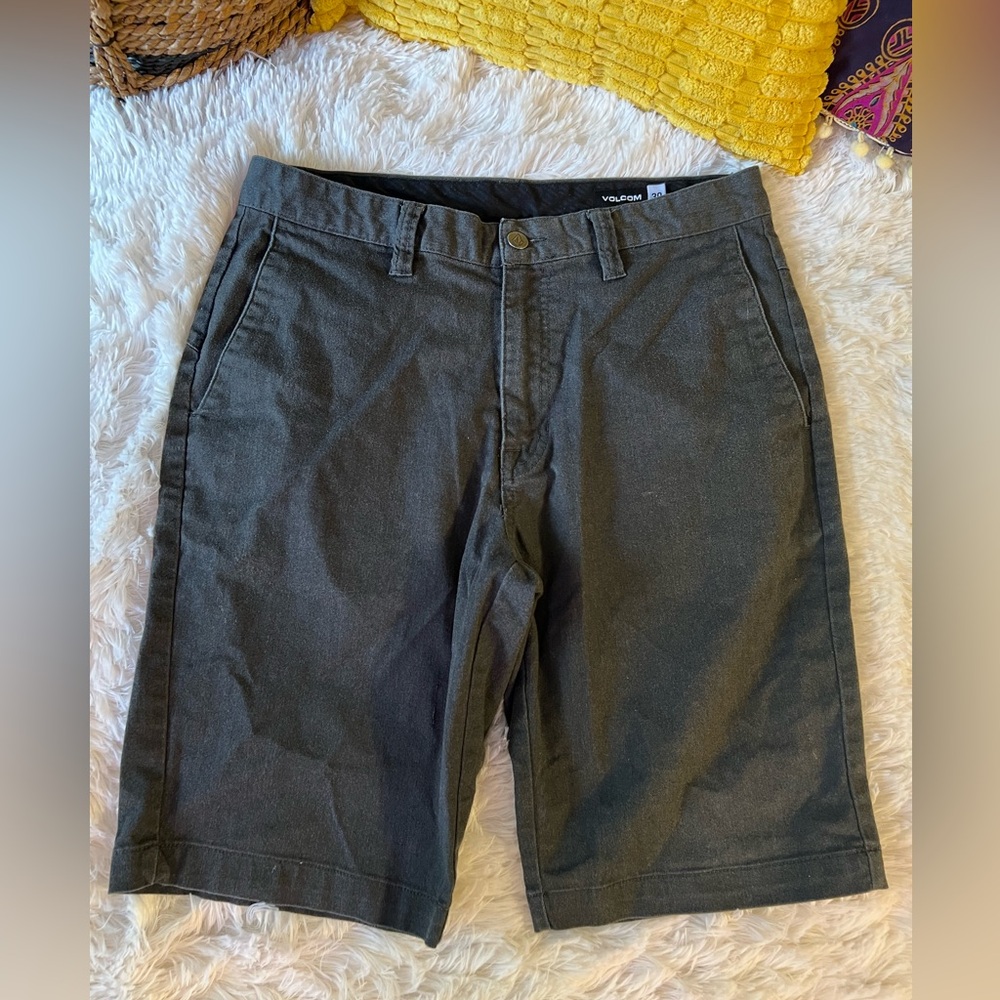 Volcom Men's Dark Grey Charcoal Flat Front Shorts